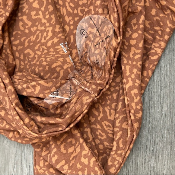 nwt stone fox swim wild cat animal print high waist bikini bottoms Small Womens - Picture 4 of 4